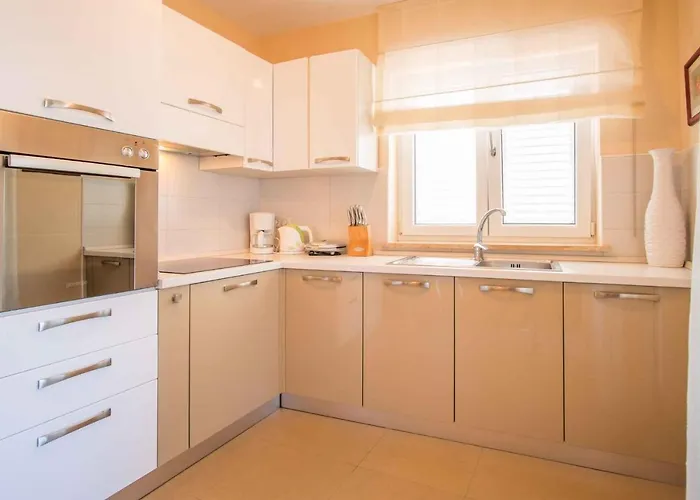 Apartmán In - Insel Krk 43300 *